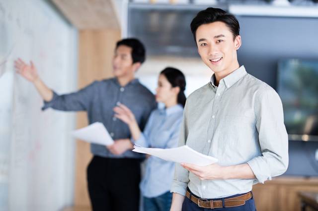 市场陷阱无所遁形，防套绝技破解财富密码——翔博精选指标，为你构筑股海航行的护盾！