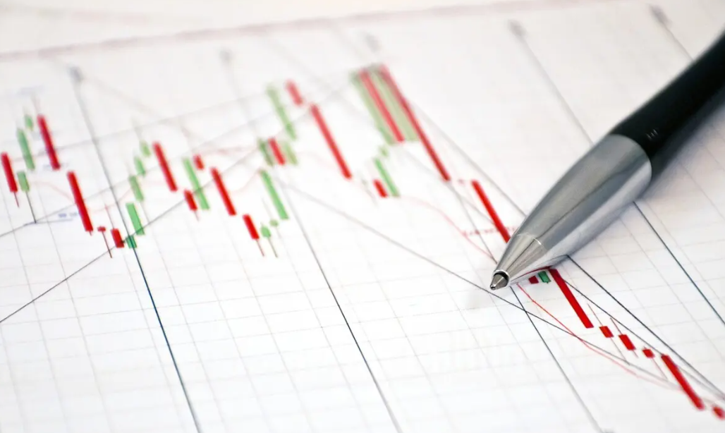 股票为什么会无量上涨？